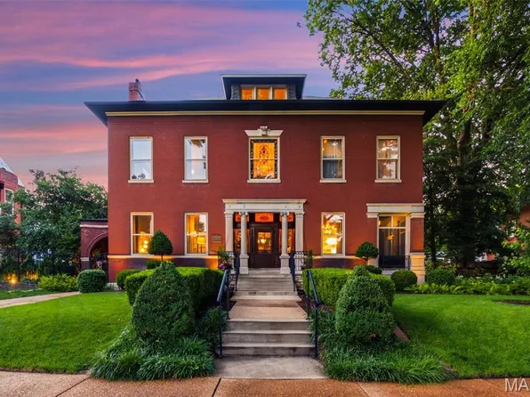 3117 Russell Blvd, Saint Louis, MO 63104