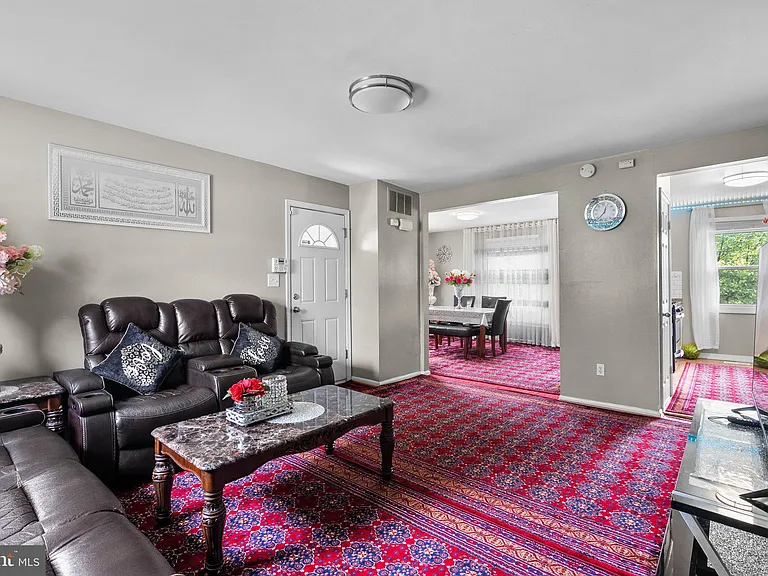 81 Watkins Park Dr #41 — Photo 36