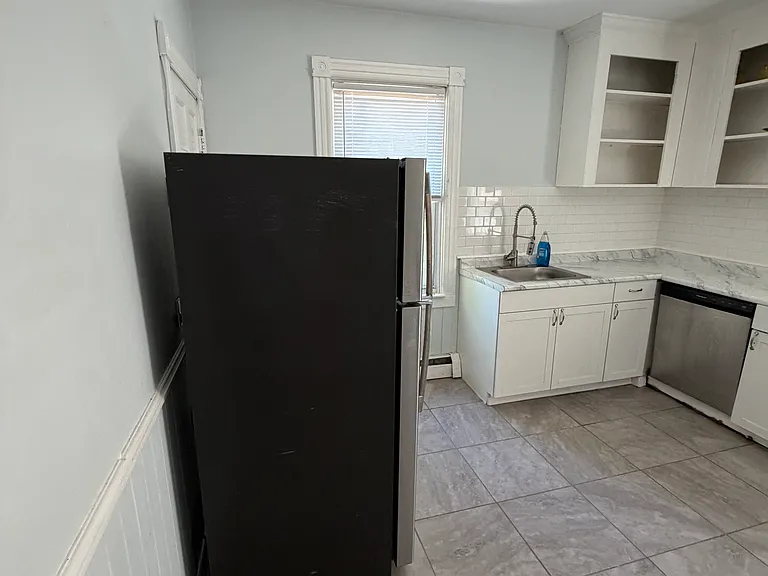 242 Pleasant St #2 — Photo 6