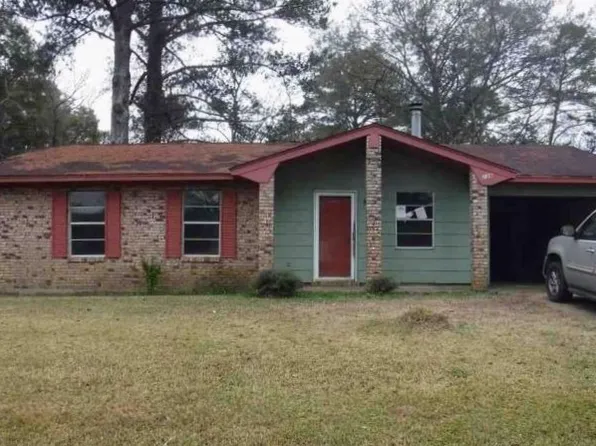 238 Sherwood Dr, Canton, MS 39046