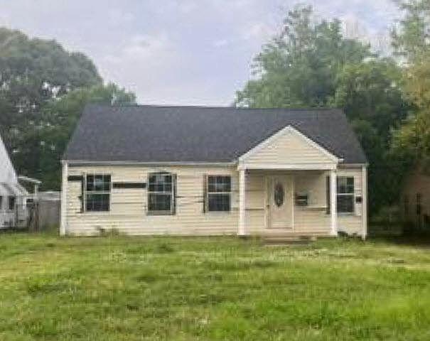 1st image of 2047 Amos St