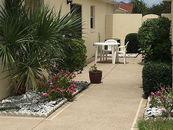 2nd image of 405 Amaya Ave