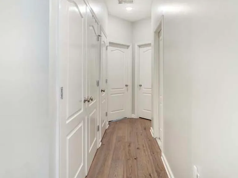 33 Ambrosia Ct — Photo 12
