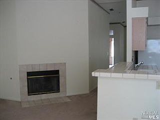 5th image of 971 Liberty Dr