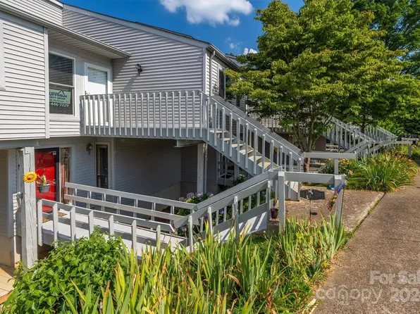 1050 21st Ave NW APT 35, Hickory, NC 28601