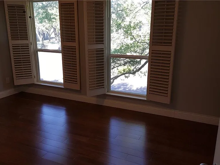 3523 Greystone Dr #112 — Photo 11
