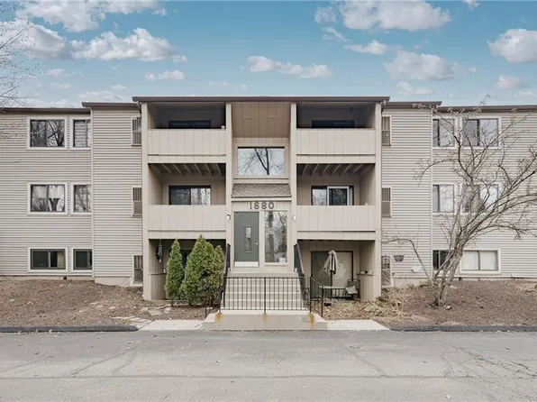 1680 Cedarwood Dr APT 343, Westlake, OH 44145
