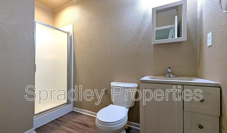 8 N 25th St — Photo 7