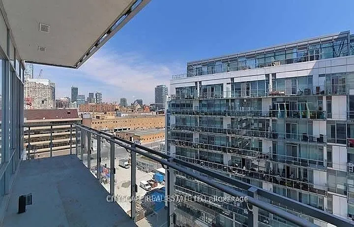 29 Queens Quay E #1001 — Photo 7