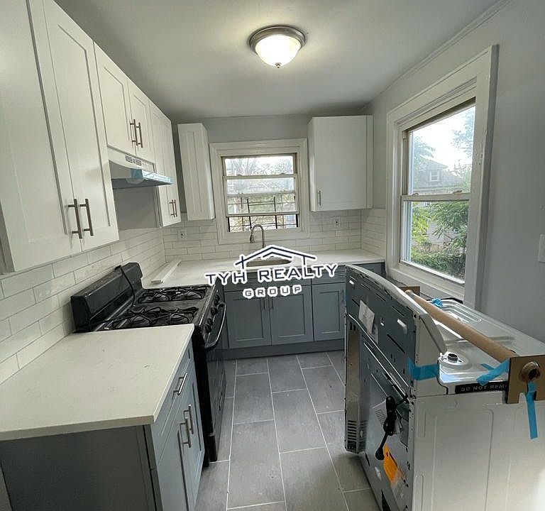 1st image of 896 S 20th St Floor 2