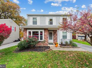 1643 Farnham Ln, Downingtown, PA 19335
