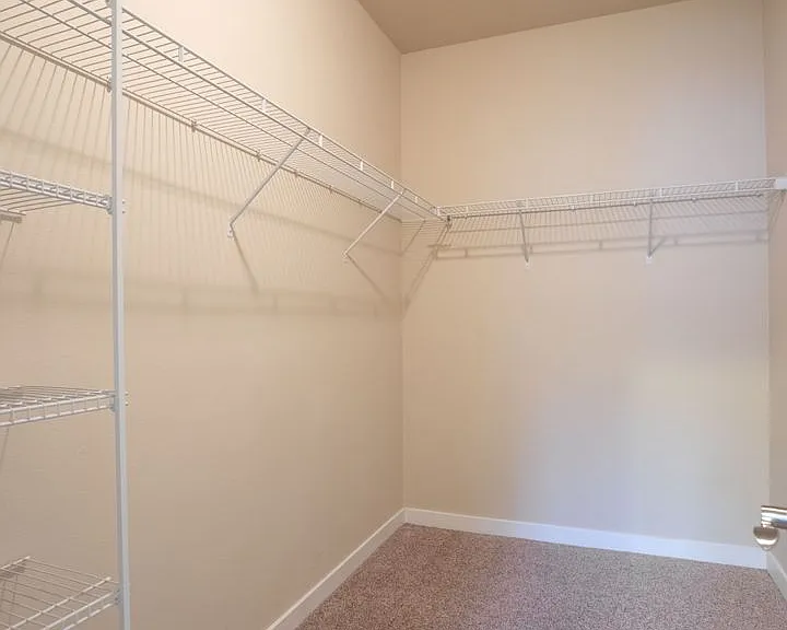 1643 Burnside Pl — Photo 19