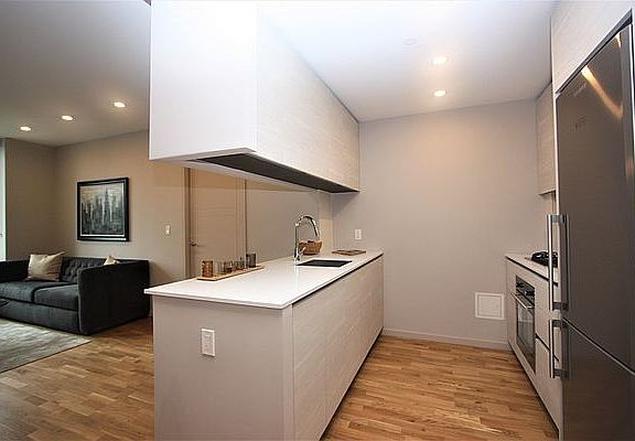 4th image of 1511 Bedford Ave #2M