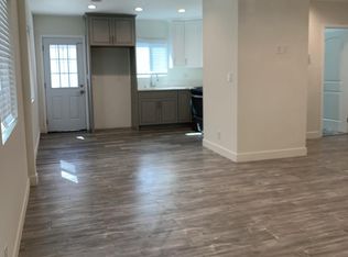 13936 Vanowen St, Van Nuys, CA 91405