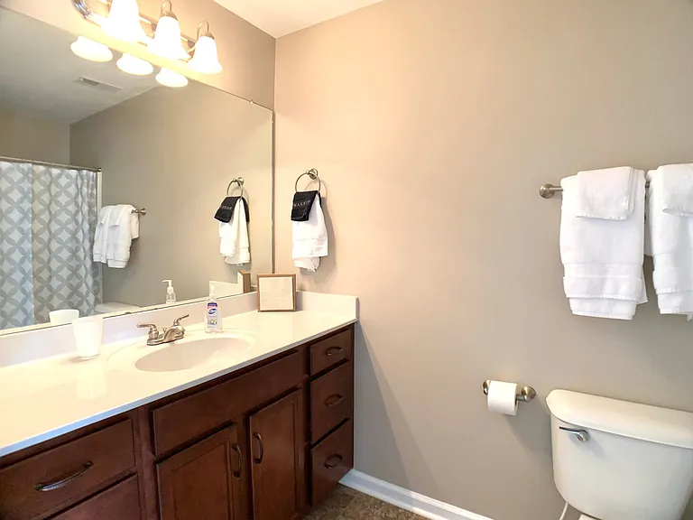 308 Sam Houston Cir — Photo 23