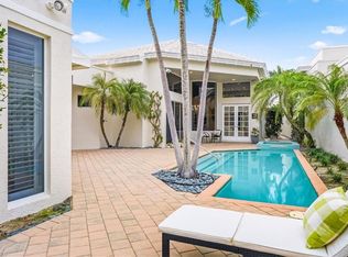 7897 Cocobay Dr, Naples, FL 34108