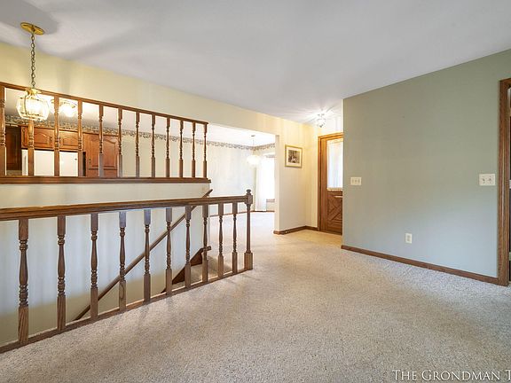 5th image of 3973 Johnson Ln SW