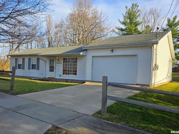 917 E Baker St, Bloomington, IL 61701