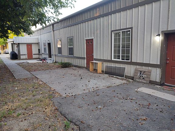 3rd image of 200 Railroad Ave #1