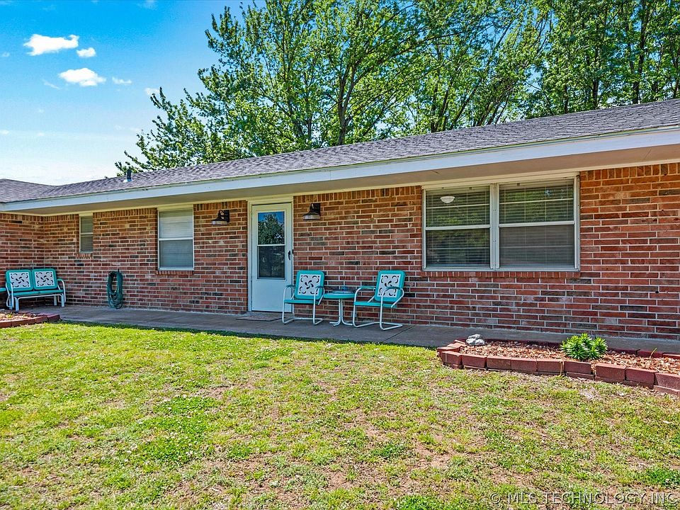 403 S Hickory St, Copan, OK 74022 Zillow