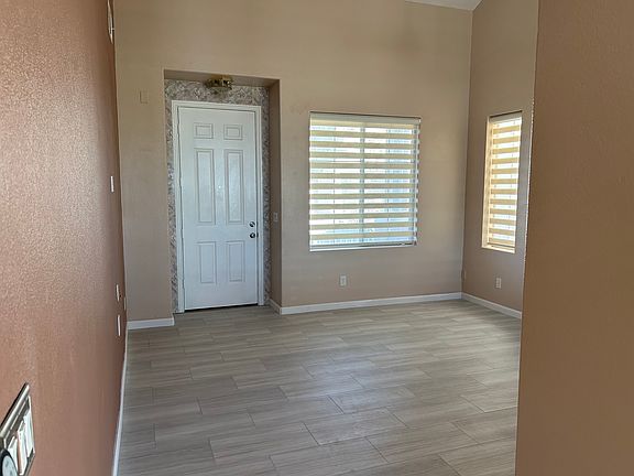 4th image of 8148 Amesbury Canyon St