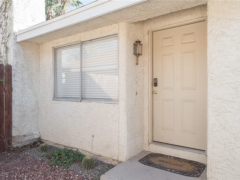 7250 Hardtack Cir — Photo 16