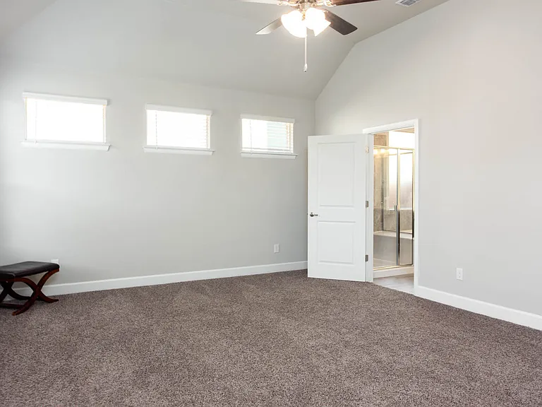105 Crimson Sky Ct — Photo 11