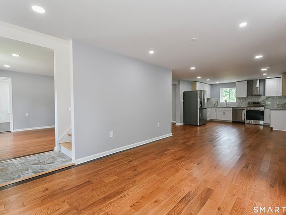 2nd image of 28 Birden Street