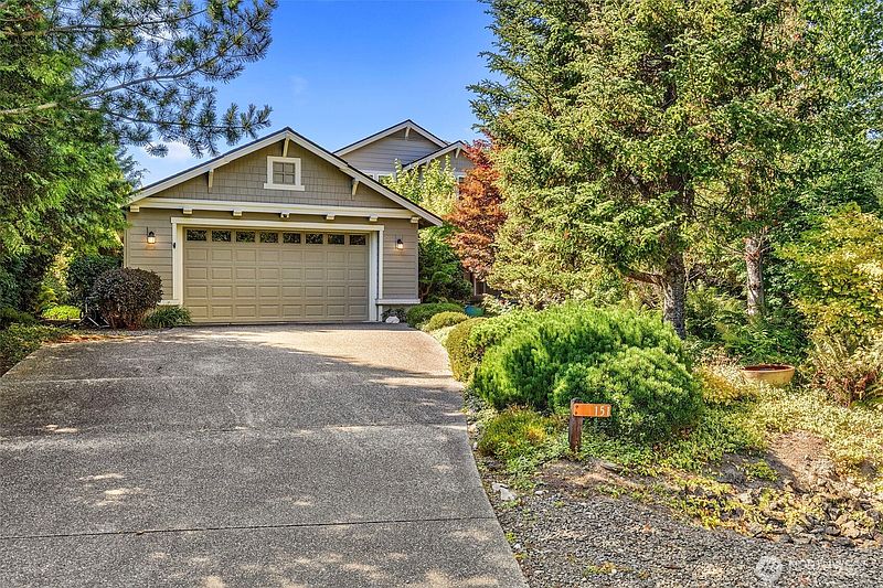 4th image of 151 Mt Christie Court