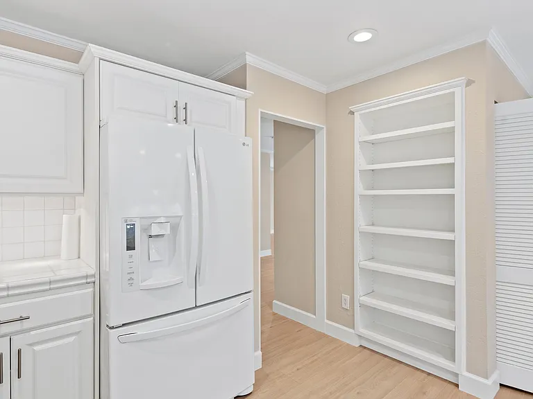 642 Toyon Dr — Photo 20