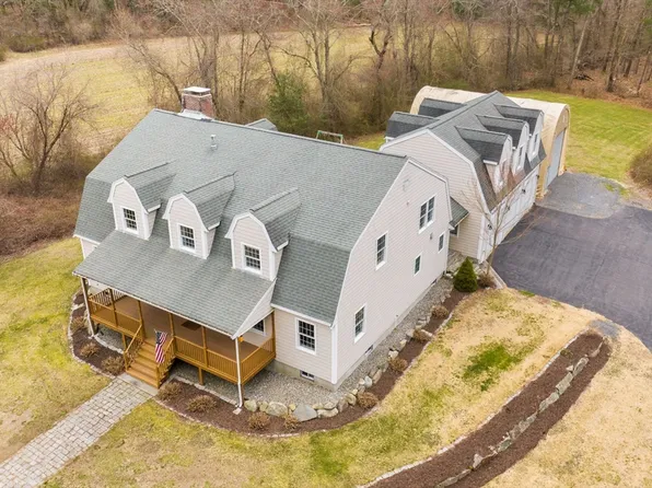 16 Brownfield Dr, Bridgewater, MA 02324