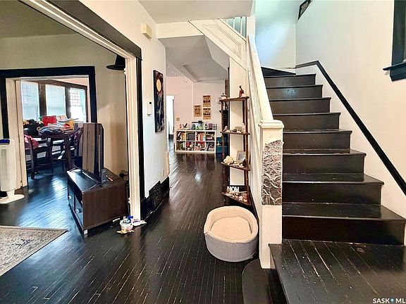 2nd image of 2130 Rae STREET