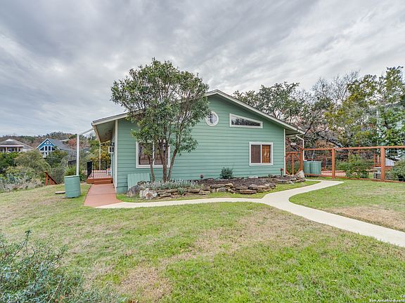 2nd image of 2644 WOODCREST DR