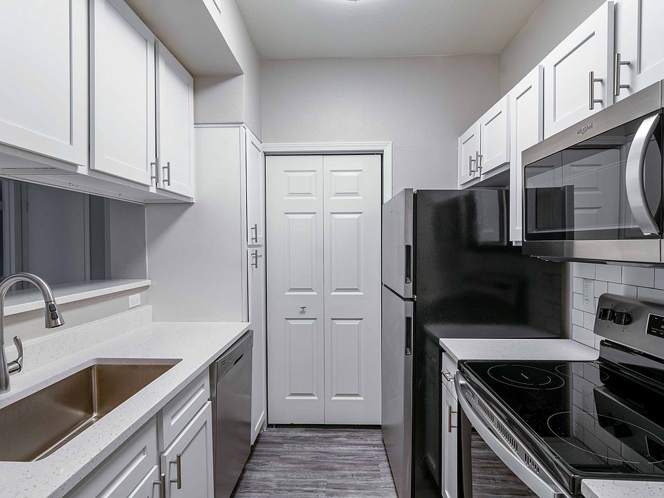 Wild Oak Apartments 7987 N Flintlock Rd Kansas City MO Zillow