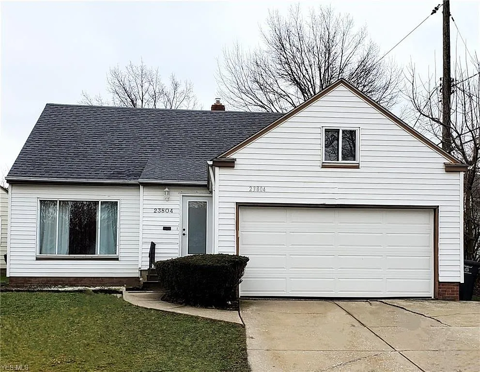 23804 Edgehill Dr photo 1