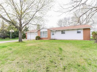 320 W Buehler Ave, Nekoosa, WI 54457