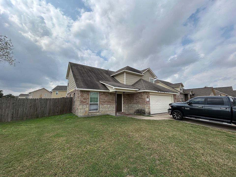 1st image of 2502 Horse Shoe Dr