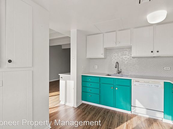 4th image of 1888 S Jackson St APT 507