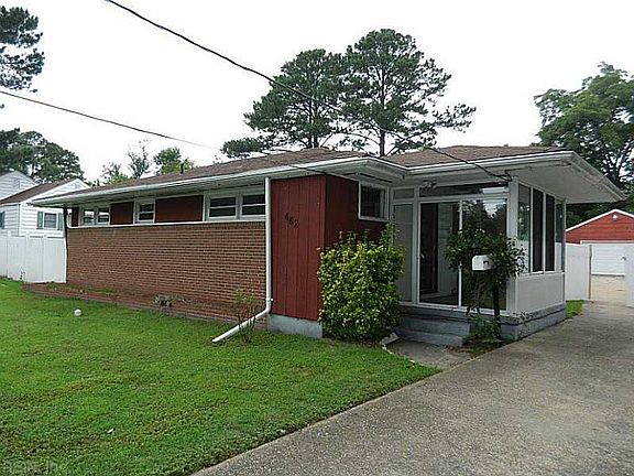3rd image of 462 Woodford St