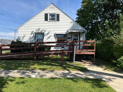 121 E Franklin St, Plymouth, IN, 46563