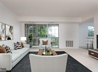 1902 Wilson Ln APT 202, Mclean, VA 22102
