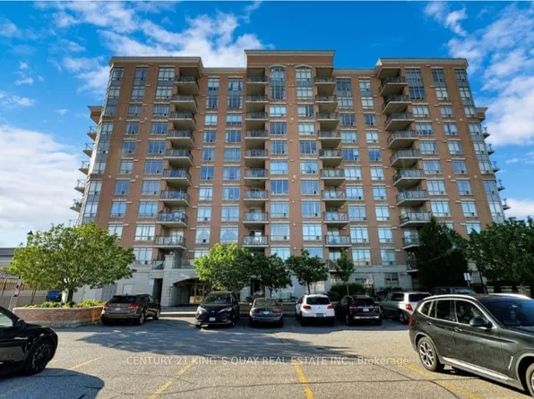 130 Pond Dr #303, Markham, ON L3T 7W5
