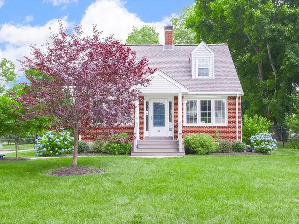 91 Meadow St, Framingham, MA 01701
