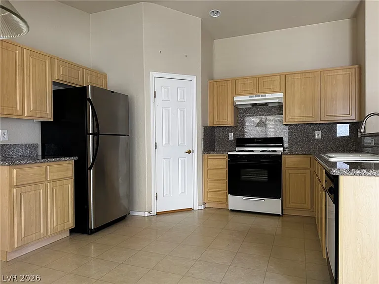 1404 Laughing Larkspur Ave — Photo 11