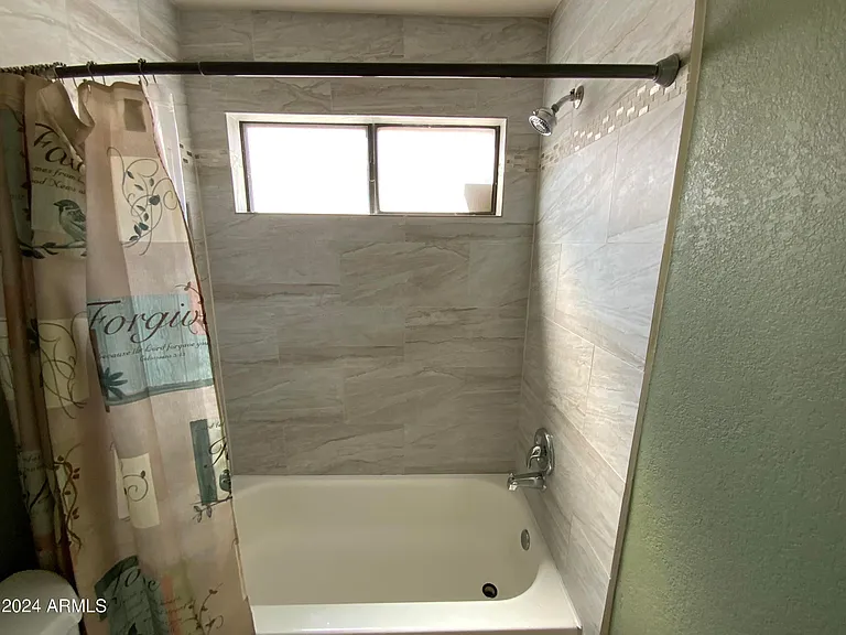 1513 E Mineral Rd — Photo 17