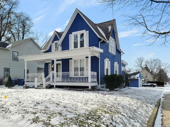 733 N 13th St, Dekalb, IL 60115