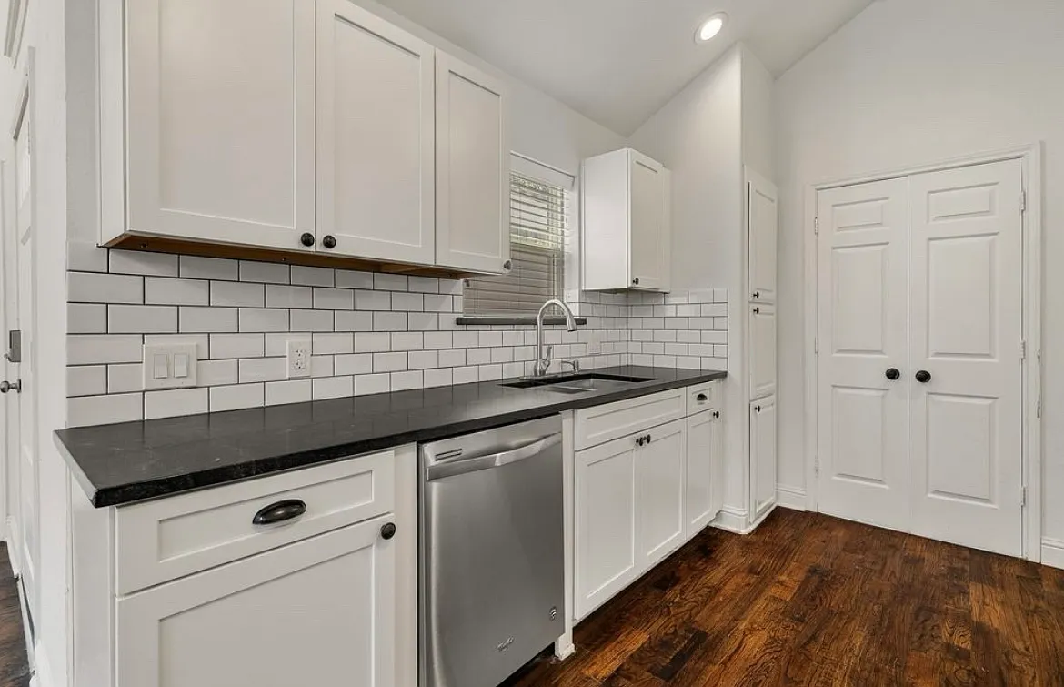 4017 La Costa Ct — Photo 3