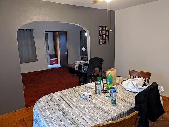 5th image of 528 Howard Ave