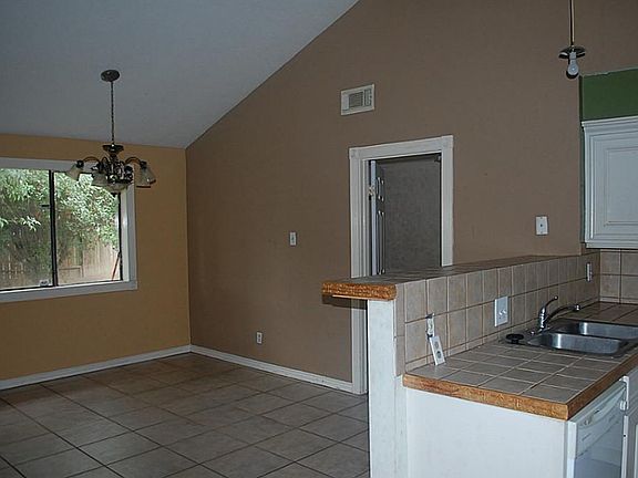 5th image of 11331 New Vista Ln