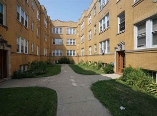 2948 N Laramie Ave #8, Chicago, IL 60641